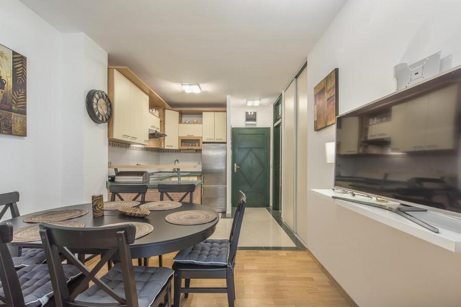 Apartment Matea Новиград Екстериор снимка